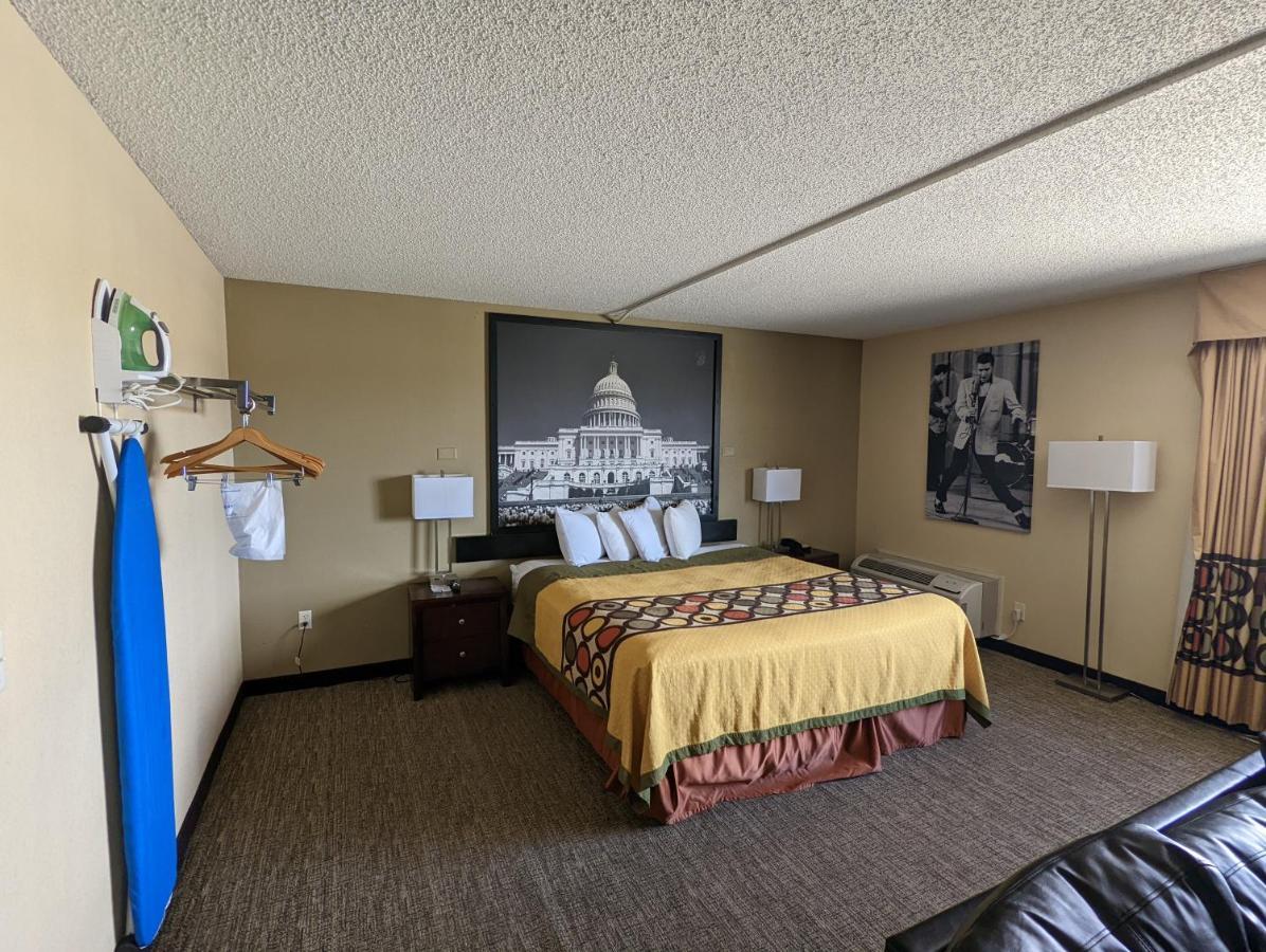 Super 8 By Wyndham Wichita North Hotell Eksteriør bilde