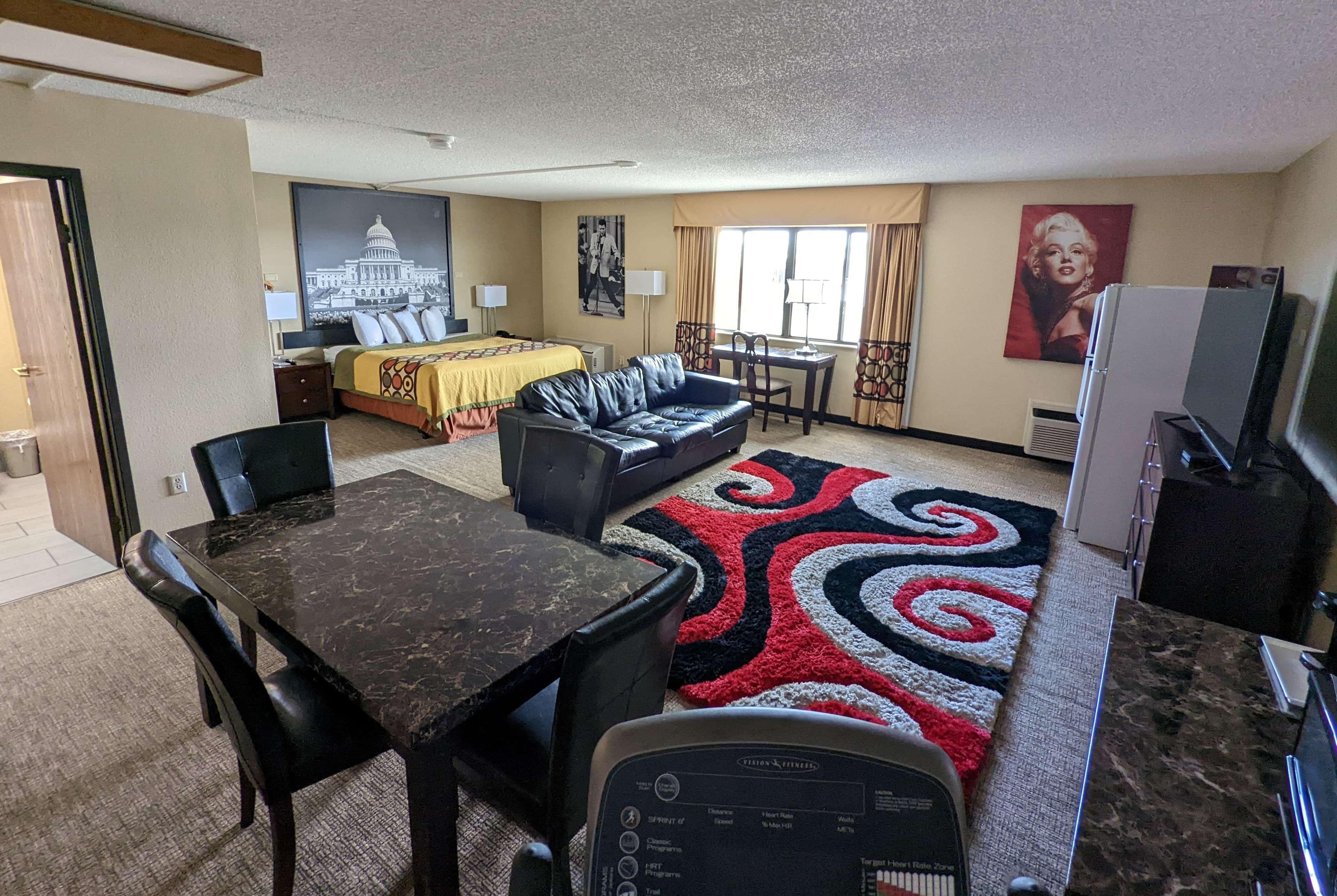 Super 8 By Wyndham Wichita North Hotell Eksteriør bilde