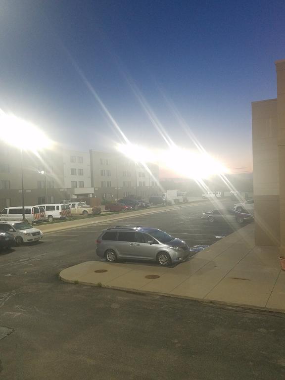 Super 8 By Wyndham Wichita North Hotell Eksteriør bilde