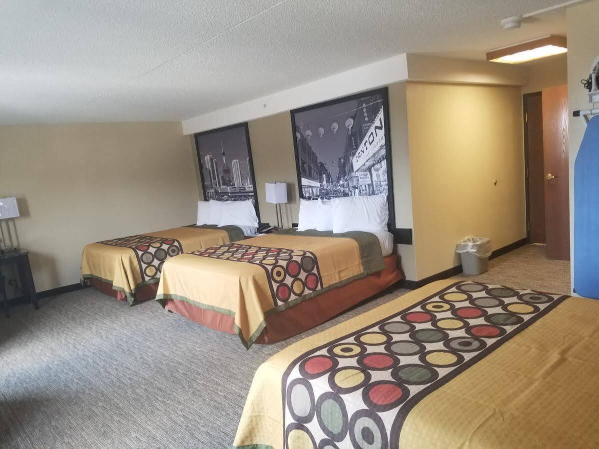 Super 8 By Wyndham Wichita North Hotell Eksteriør bilde